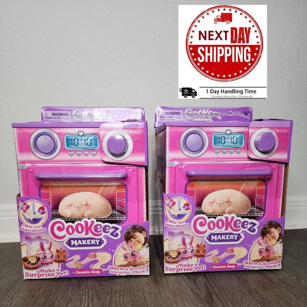 2 Two Cookeez Makery Cinnamon Treatz Oven. Scented, Interactive Plush Friend.